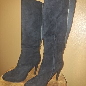 Elegant Black Knee-High Women's Boots